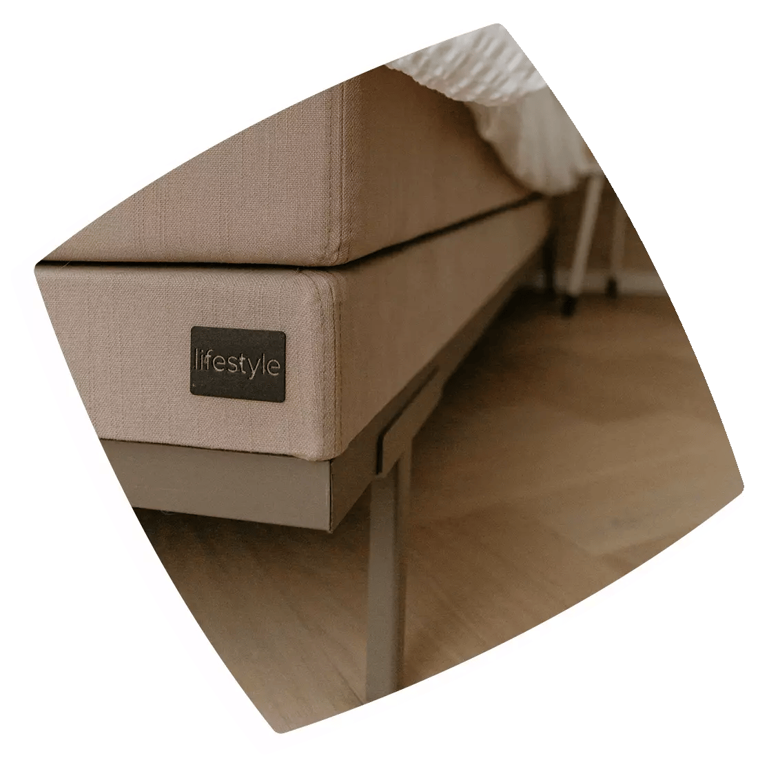 Dein Bett stellt den Mittelpunkt des Raums dar